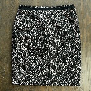 BODEN™️ Women's Size 6P Black/Cream Polkadot Fitted Pencil Skirt
